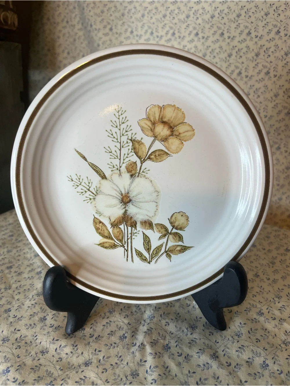 Vintage 70's White Floral Stoneware Bread / Dessert Plate with Brown Trim
